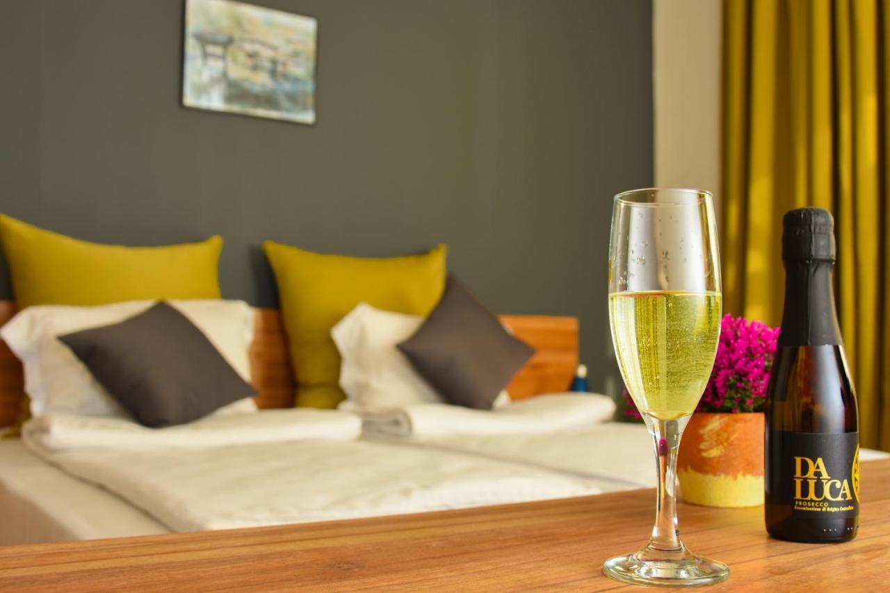 Eco Complex Izvori Hotel Varna ภายนอก รูปภาพ